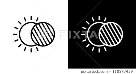 Solar eclipse simple line icon 118573439