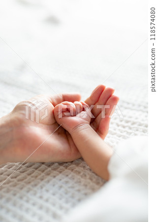 生於新生兒 生於新生兒 118574080