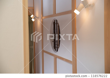 Beautiful Japanese-style room Beautiful Japanese-style room 118576222