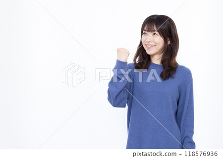 Woman in guts pose Woman in guts pose 118576936