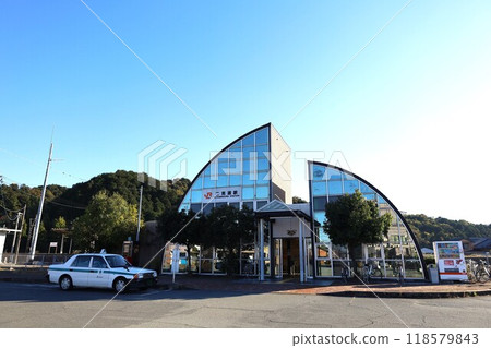 [Mie Prefecture] JR Sangu Line Futaminoura Station 118579843