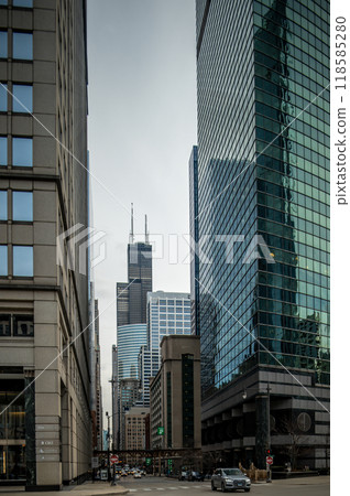 chicago city  downtown architecture and street scenes 118585280