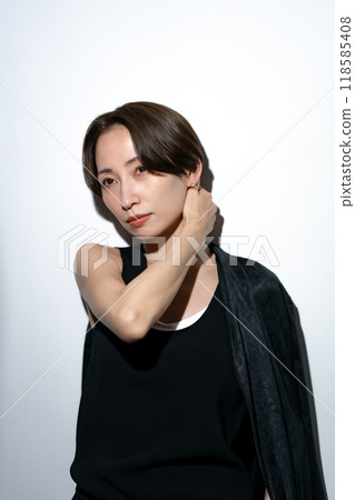 人像女性影棚燈光攝影 118585408