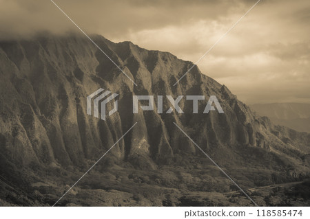 Koolau Mountain Range, Oahu, Hawaii Koolau Mountain Range, Oahu, Hawaii 118585474