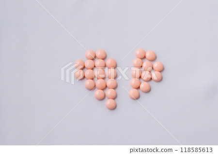 破碎的心形藥丸 破碎的心形藥丸 118585613