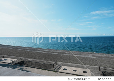 Jade Coast in Toyama Prefecture Jade Coast in Toyama Prefecture 118586336
