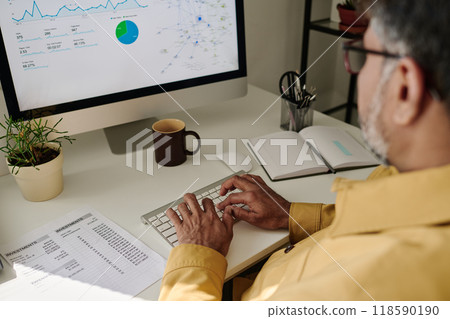 Analyzing Financial Data on Modern Desktop Setup 118590190