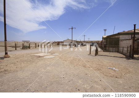 Santa Laura Humberstone saltpetre processing plant, Iquique, Chile 118590900