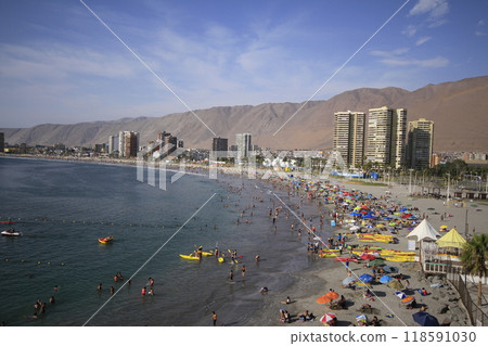 City view of Iquique, Chile 118591030