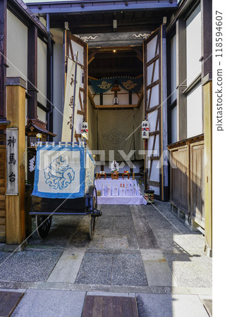 Autumn Takayama Festival: Yatai Warehouse 118594607