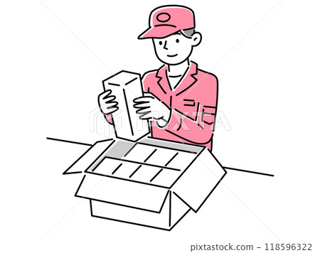 A male worker putting luggage into a cardboard box 118596322