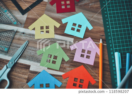 Design image of multiple colorful houses lined up 118598207