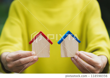 有兩間小房子的人 118598356