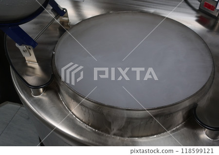 低溫容器 118599121