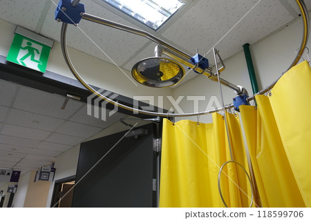 緊急淋浴 緊急淋浴 118599706