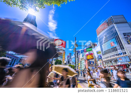 Tokyo cityscape in Japan The heat continues... Autumn festivals... Inbound tourism continues... Shibuya bustling with foreign tourists = 15th Tokyo cityscape in Japan The heat continues... Autumn festivals... Inbound tourism continues... Shibuya bustling with foreign tourists = 15th 118601521