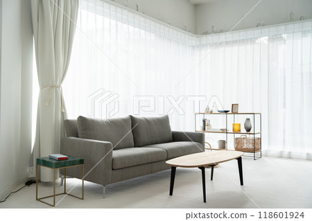 客廳窗戶陽光 118601924