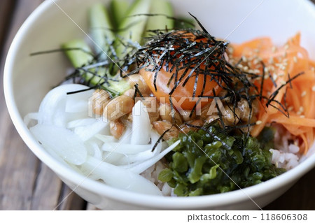 富含醃菜的健康納豆飯 富含醃菜的健康納豆飯 118606308