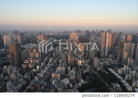 Aerial view of Akasaka, Tameike-sanno, and Toranomon (from above Roppongi, December 2023) Aerial view of Akasaka, Tameike-sanno, and Toranomon (from above Roppongi, December 2023) 118608274