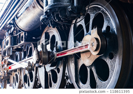 蒸汽機車的輪子和桿 118611395