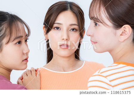 年輕女性的美麗 118615375