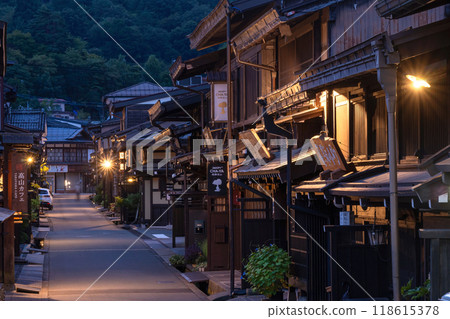 240911 Sanmachi g003 118615378