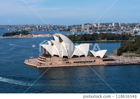 Opera House  118616348