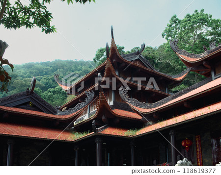 Vietnam roof on a temple Vietnam roof on a temple 118619377