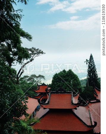 ancient clay house with a tree 118619380