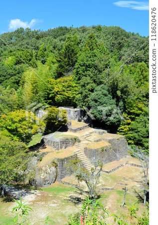 Naegi Castle ruins and Oyagura ruins 118620476