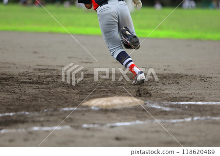 棒球選手跑步基地 118620489