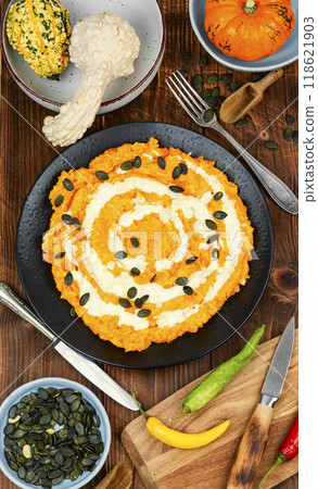 Traditional pumpkin risotto. Traditional pumpkin risotto. 118621903