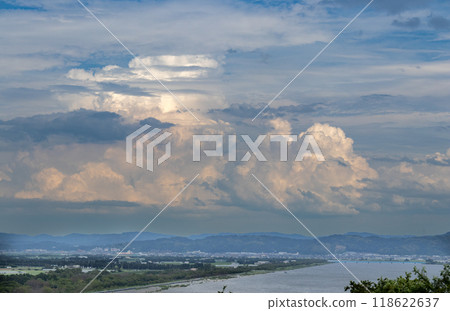 Cumulonimbus clouds, or nyuudougumo, Kanazawa, Japan. Cumulonimbus clouds, or nyuudougumo, Kanazawa, Japan. 118622637