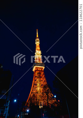 夜景 從東京港區麻布台之丘(東京鐵塔)的免費觀景台可以看到城下的景色。 夜景 從東京港區麻布台之丘(東京鐵塔)的免費觀景台可以看到城下的景色。 118622701