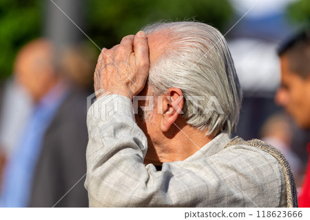 Portrait of a man Portrait of a man 118623666