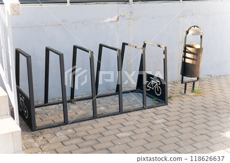 parking outdoor street city urban bike road sport transportation lifestyle public bicycle cyclist parking outdoor street city urban bike road sport transportation lifestyle public bicycle cyclist 118626637