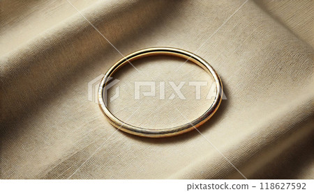 Precious metals: gold bracelets 118627592