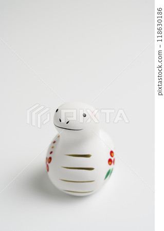 【新年素材】蛇年生肖擺件 【新年素材】蛇年生肖擺件 118630186