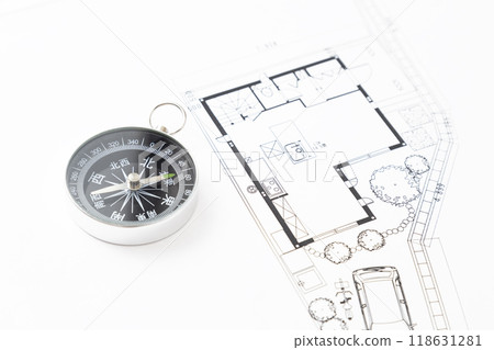 平面圖和指南針 118631281