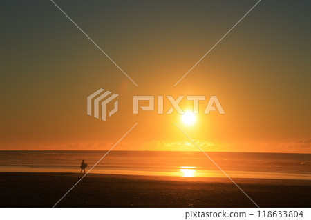 Beautiful coast at magic hour Beautiful coast at magic hour 118633804