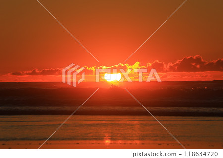 beautiful beach sunrise 118634720