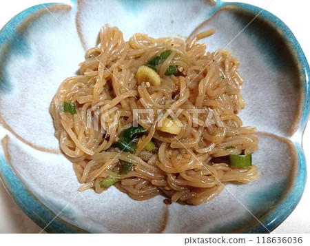 Stir-fried Shirataki and Fried Konnyaku Threads 118636036