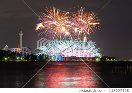 Kanagawa Prefecture: Hakkeijima Fireworks Symphony - Fireworks display over the sea 118637538