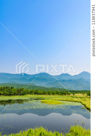 在壯觀的知床五湖周圍漫步 118637941