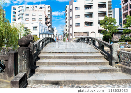 At the foot of the Meganebashi Bridge in Nagasaki 118638983