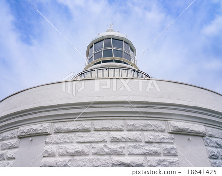 Mihonoseki Lighthouse, the oldest in Sanin region, jutting out into the Sea of Japan (Matsue City, Shimane Prefecture) Mihonoseki Lighthouse, the oldest in Sanin region, jutting out into the Sea of Japan (Matsue City, Shimane Prefecture) 118641425