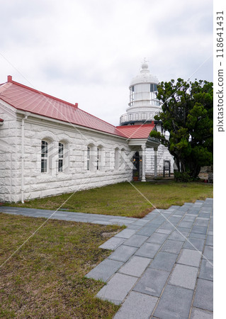 Mihonoseki Lighthouse, the oldest in Sanin region, jutting out into the Sea of Japan (Matsue City, Shimane Prefecture) Mihonoseki Lighthouse, the oldest in Sanin region, jutting out into the Sea of Japan (Matsue City, Shimane Prefecture) 118641431