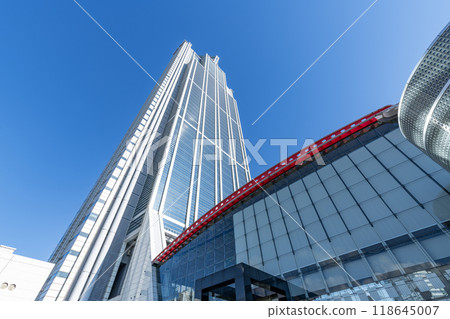 晴天時位於大阪市住之江區的大阪府咲島政府大樓(咲島宇宙塔) 晴天時位於大阪市住之江區的大阪府咲島政府大樓(咲島宇宙塔) 118645007