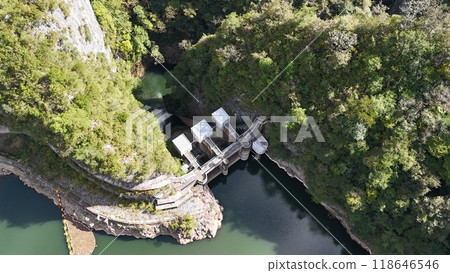 Hiroshima Prefecture Jinseki District_Taishaku Gorge [Taishaku River Dam] Drone aerial photography_TSGD_No09 118646546