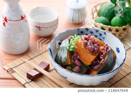 Local cuisine: Pumpkin cousin stew (cousin stew) 118647649